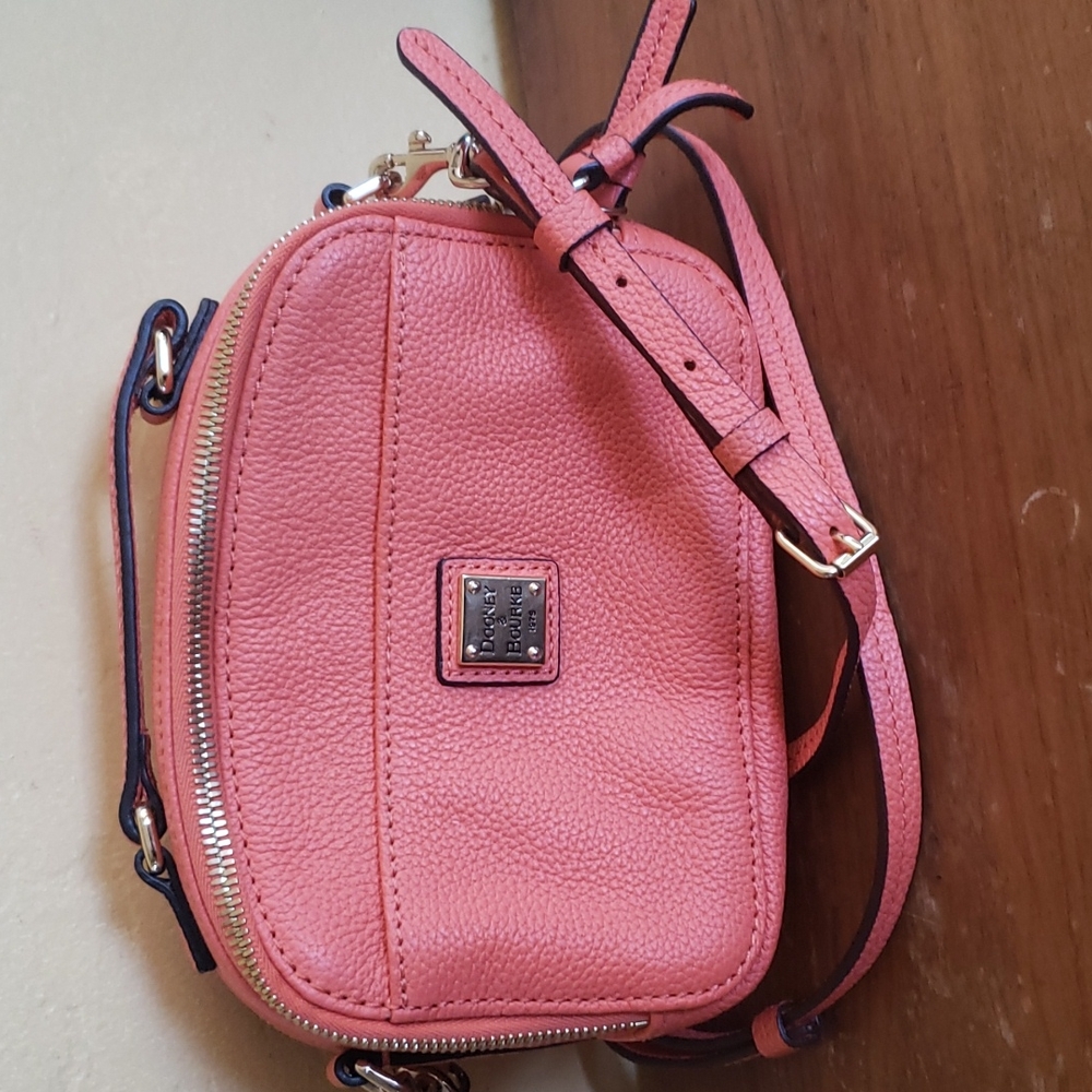 Dooney & Bourke shoulderbag